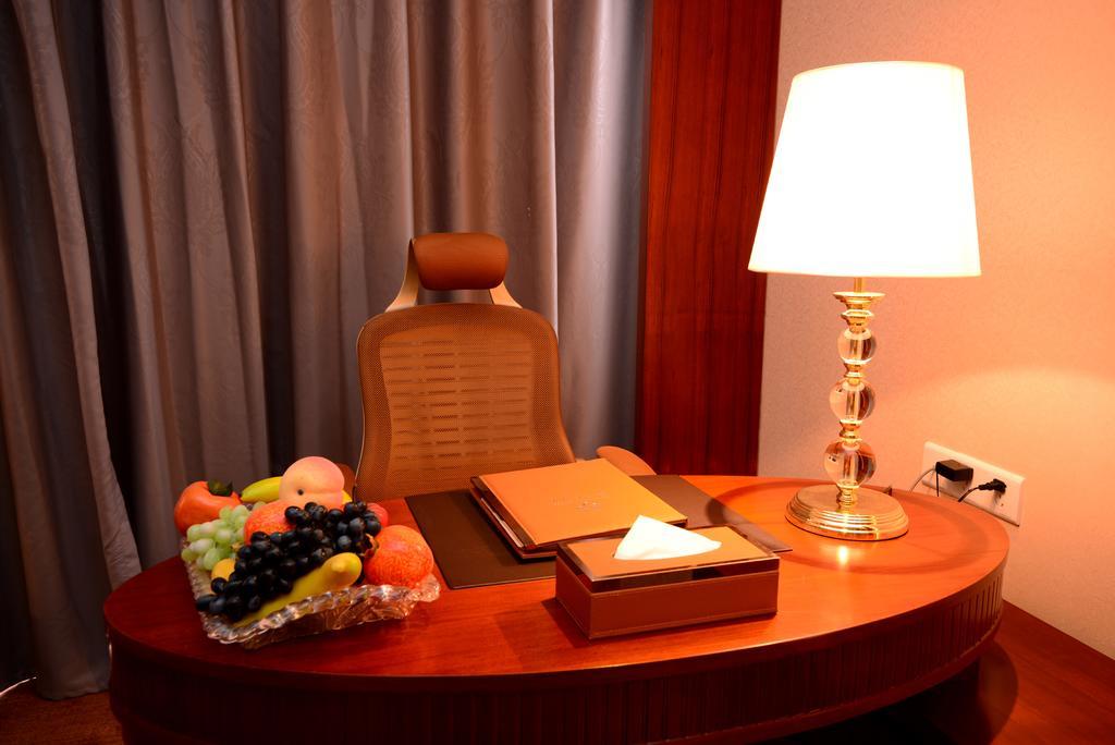 קונמינג Xiangjiang Hotel מראה חיצוני תמונה
